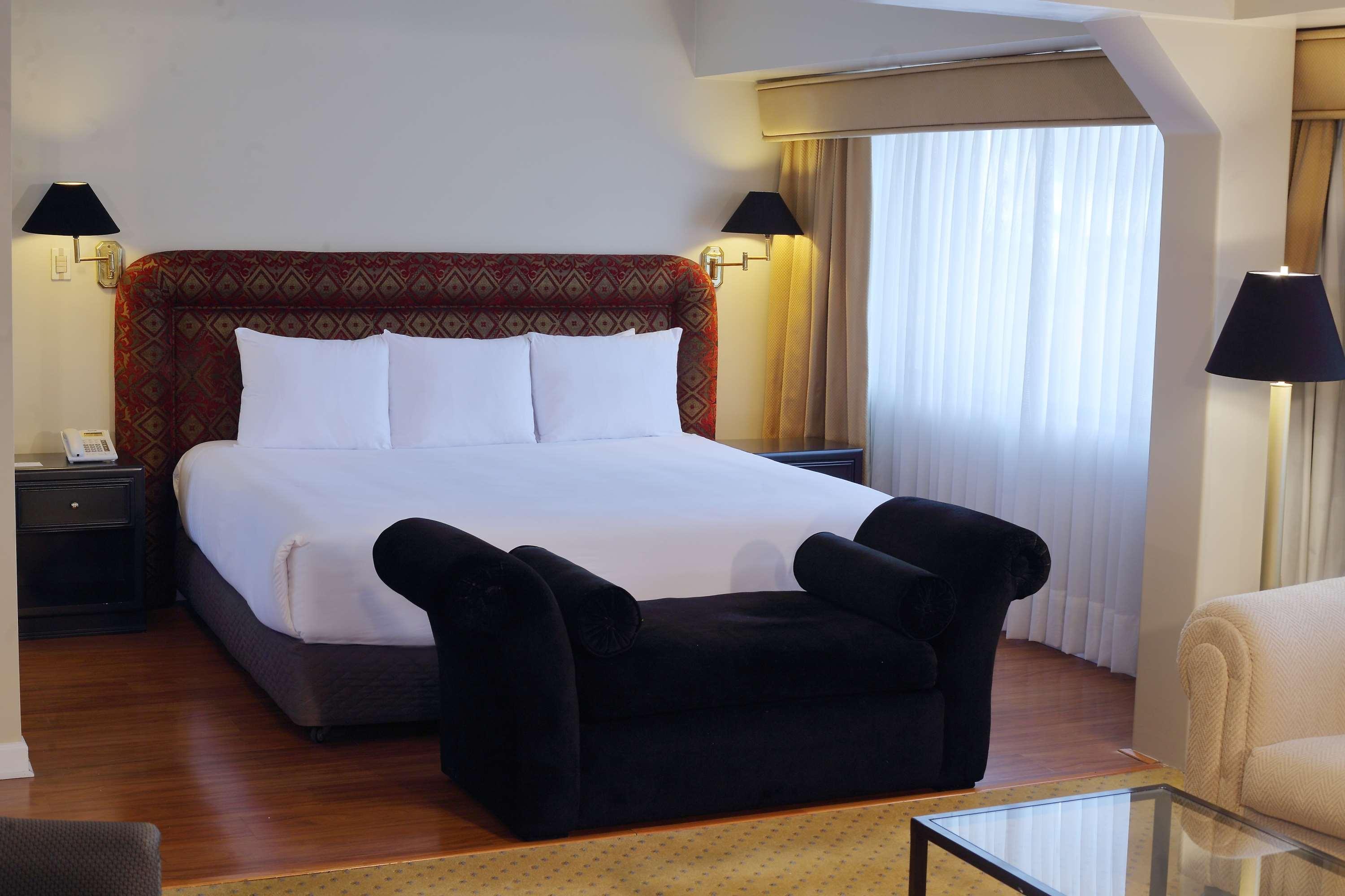 Radisson Hotel Plaza Del Bosque Lima Exteriér fotografie