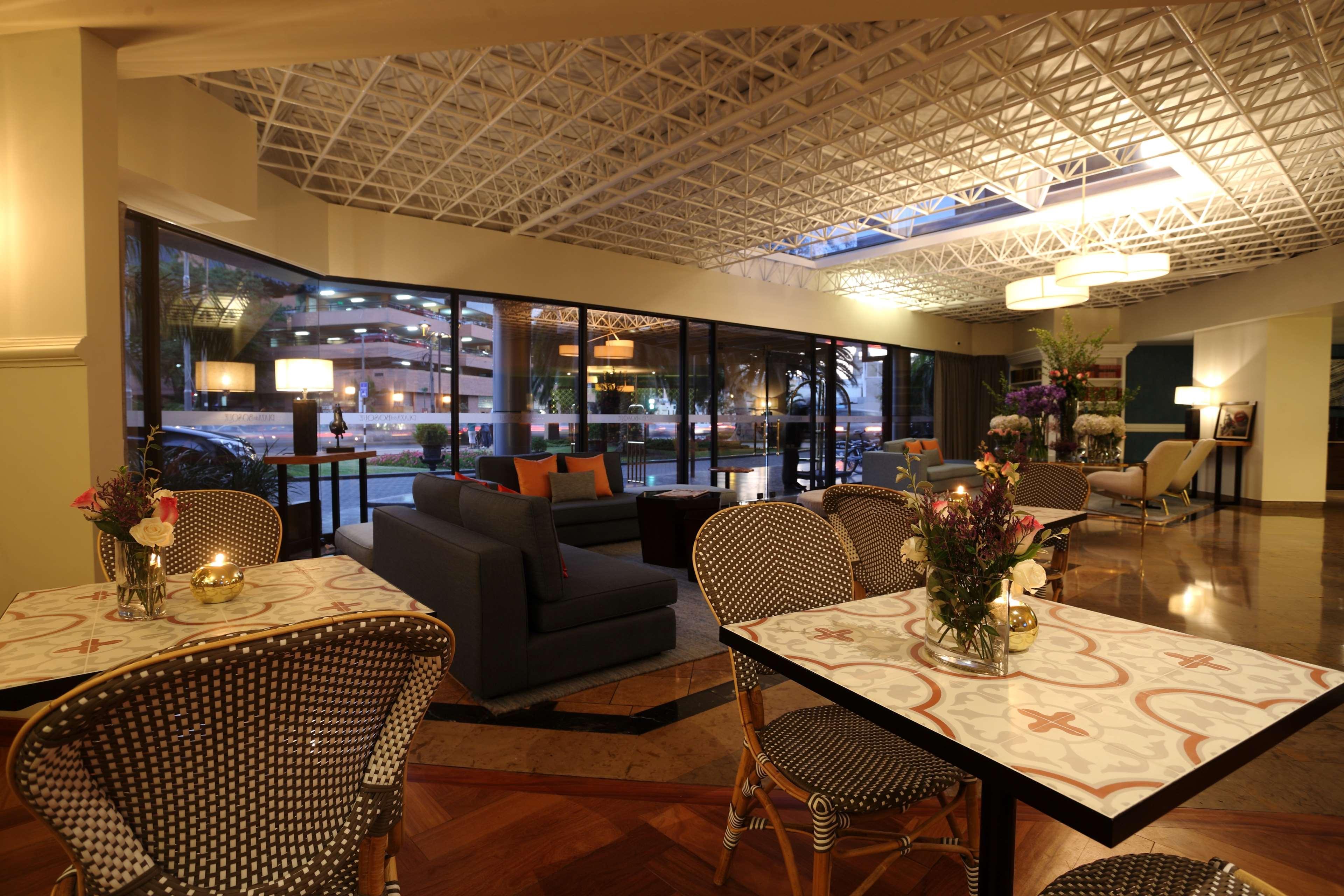 Radisson Hotel Plaza Del Bosque Lima Exteriér fotografie