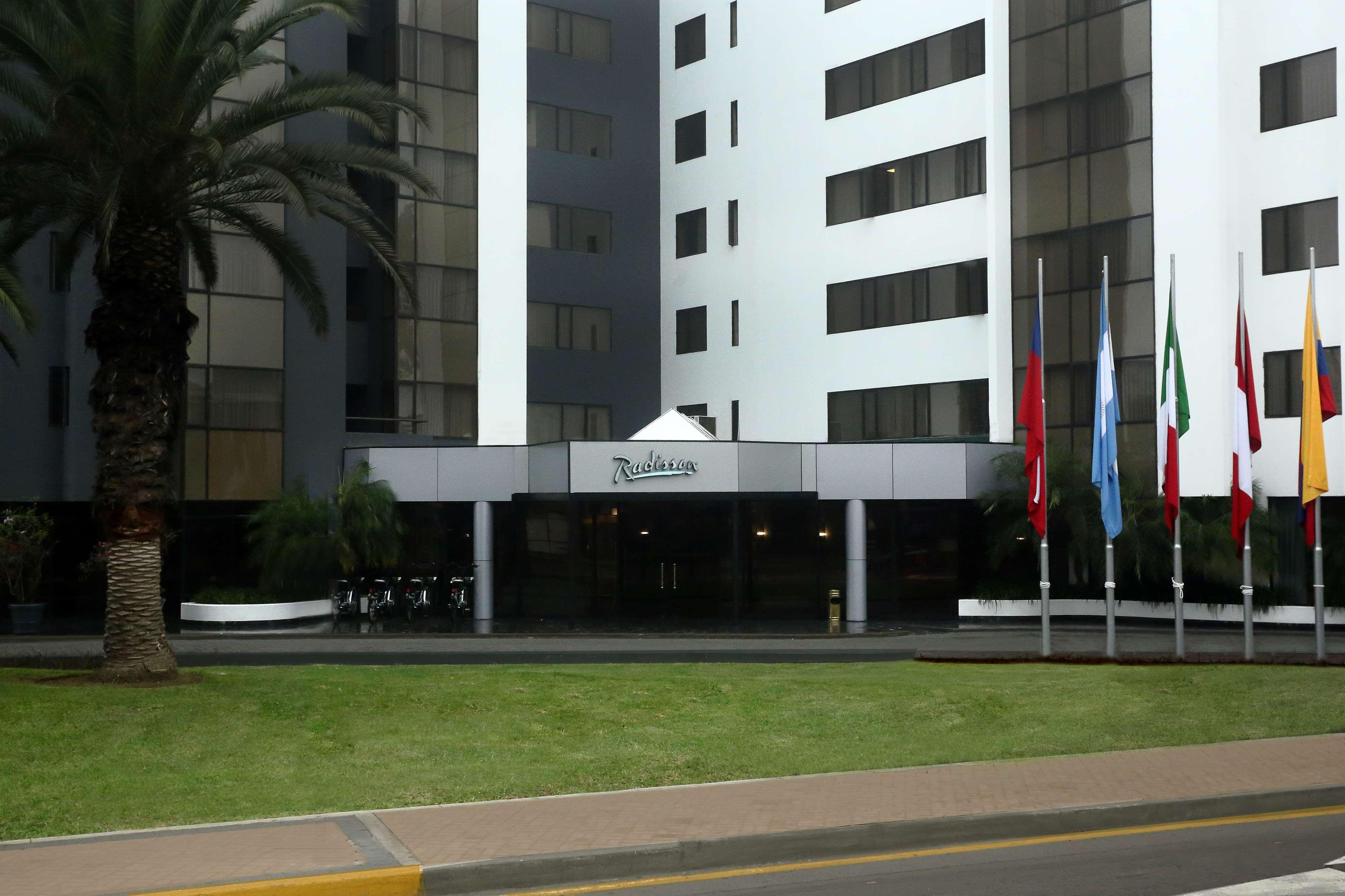 Radisson Hotel Plaza Del Bosque Lima Exteriér fotografie